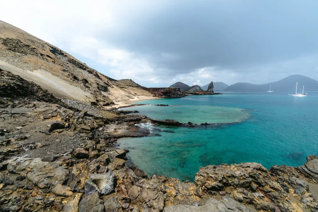 bartolome island